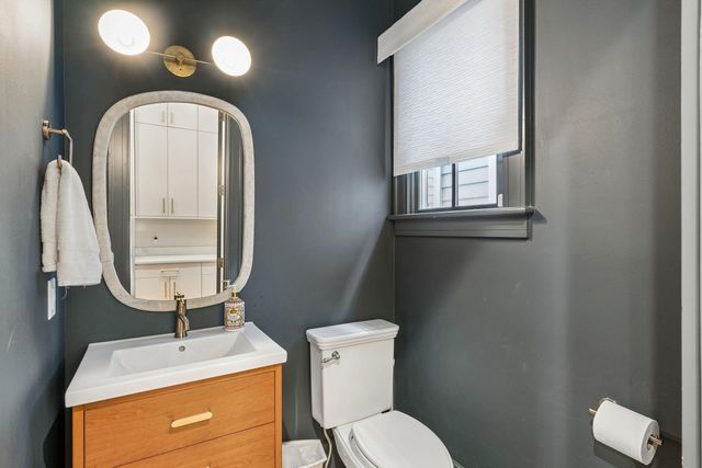 19 Krier Lane, Mount Pleasant, SC 29464