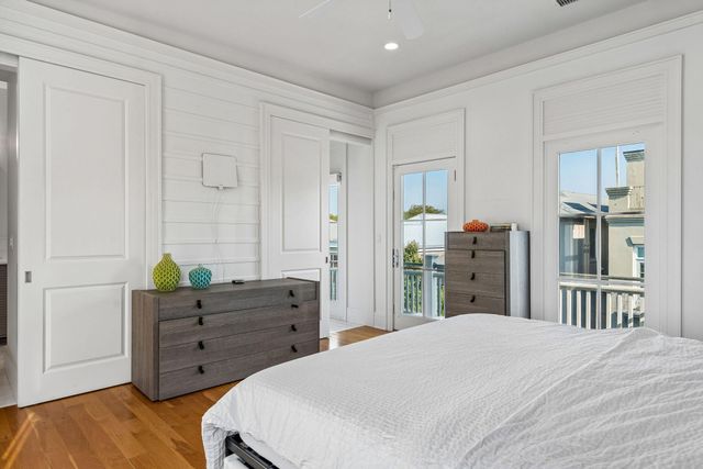 19 Krier Lane, Mount Pleasant, SC 29464