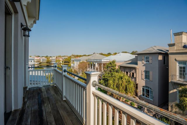 19 Krier Lane, Mount Pleasant, SC 29464