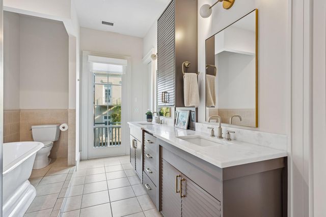 19 Krier Lane, Mount Pleasant, SC 29464