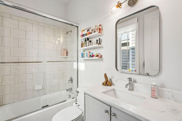 19 Krier Lane, Mount Pleasant, SC 29464