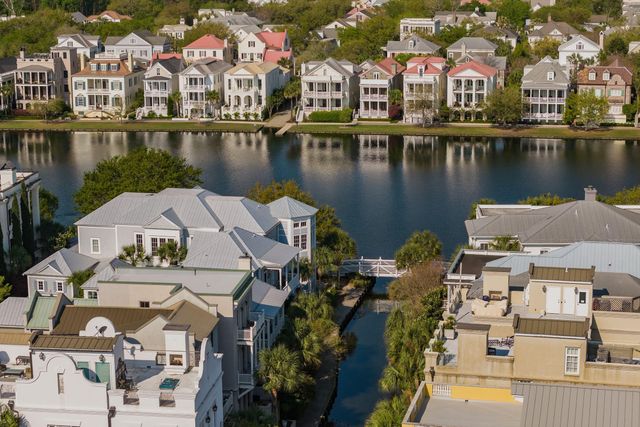 19 Krier Lane, Mount Pleasant, SC 29464