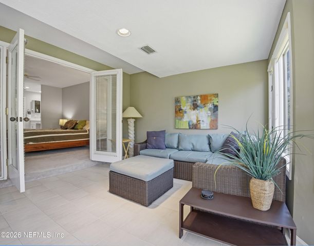 94 PLAYERS CLUB VILLAS Road, Ponte Vedra Beach, FL 32082