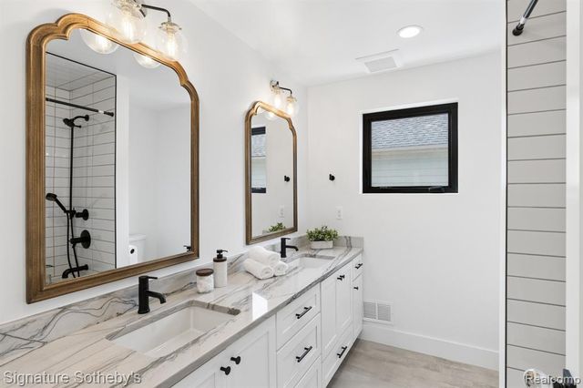 832 Humphrey Avenue, Birmingham, MI 48009