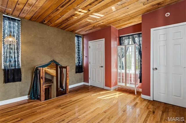 1871 Madison Street, St Louis, MO 63106