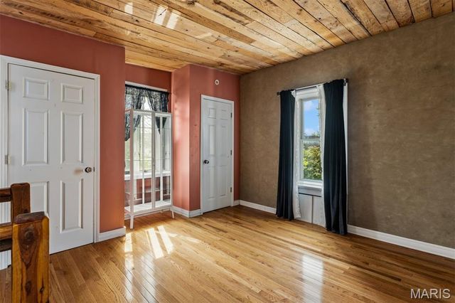 1871 Madison Street, St Louis, MO 63106