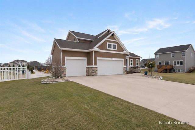 3857 Winsome Drive, Hudsonville, MI 49426