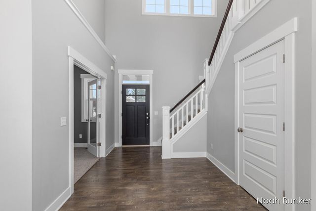 3857 Winsome Drive, Hudsonville, MI 49426