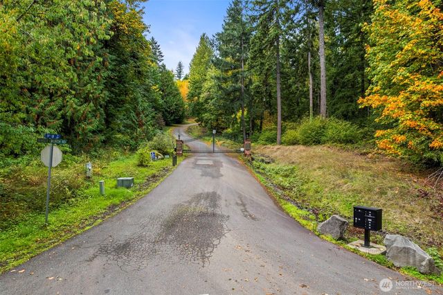 6540 19th Lane NW, Olympia, WA 98502