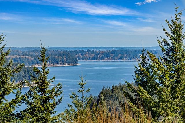 6540 19th Lane NW, Olympia, WA 98502