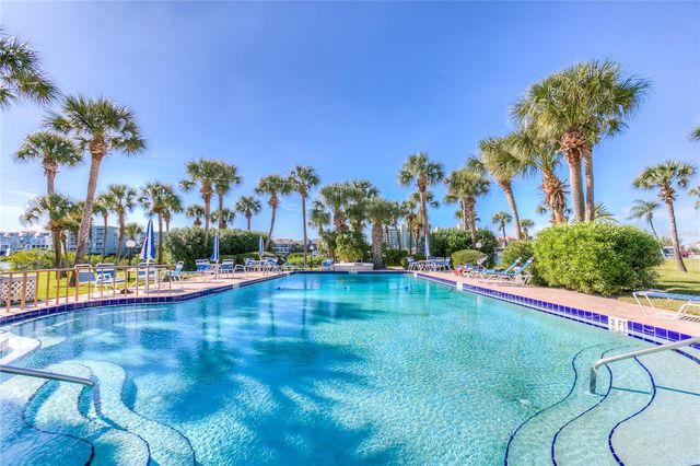 10350 IMPERIAL POINT DRIVE W 13, Largo, FL 33774