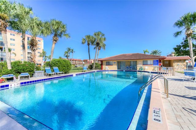 10350 IMPERIAL POINT DRIVE W 13, Largo, FL 33774