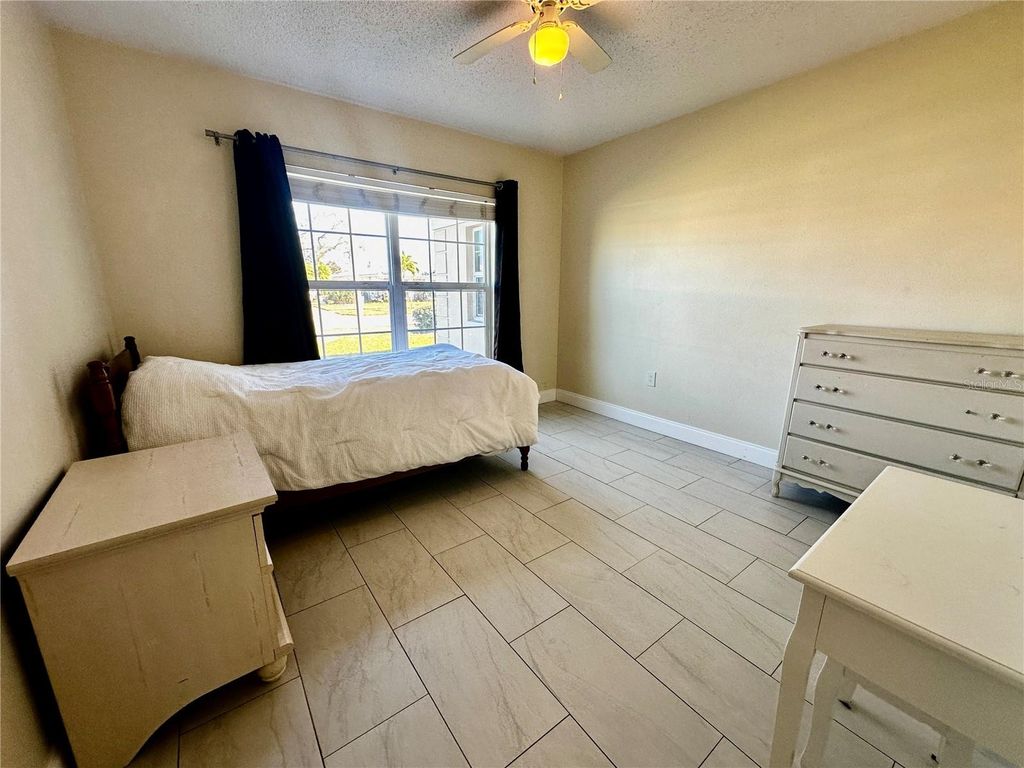 Image 22 of property listing at 10350 IMPERIAL POINT DRIVE W 13, Largo, FL 33774