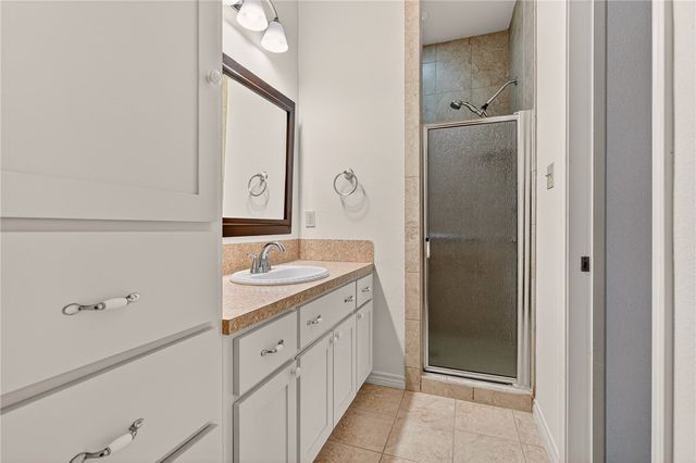 119 Bishop Rd., Rockport, TX 78382