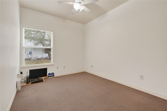 119 Bishop Rd., Rockport, TX 78382