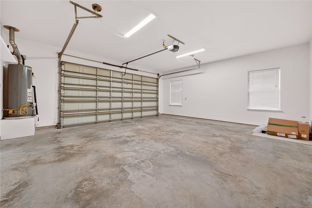 119 Bishop Rd., Rockport, TX 78382