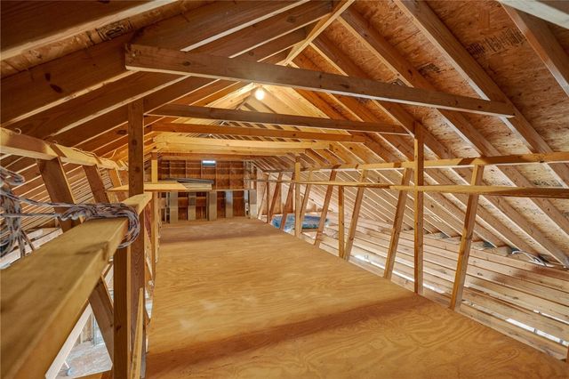 119 Bishop Rd., Rockport, TX 78382