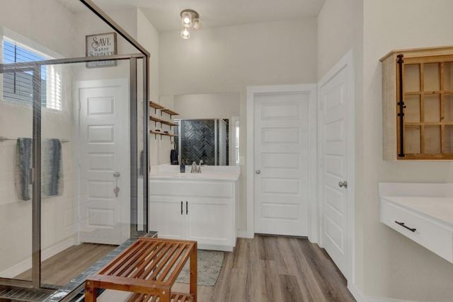 1940 Colonial Ave, New Braunfels, TX 78130