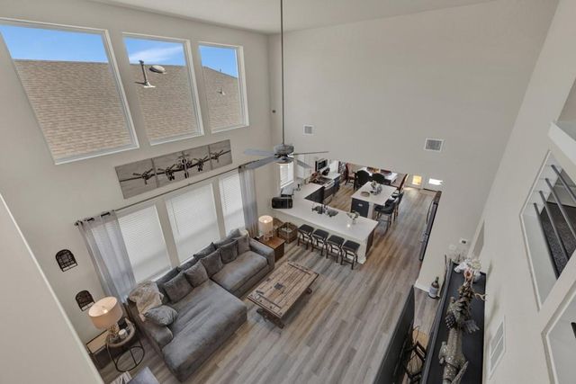 1940 Colonial Ave, New Braunfels, TX 78130