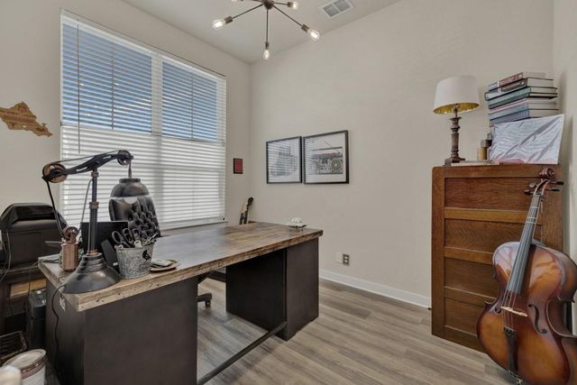 1940 Colonial Ave, New Braunfels, TX 78130