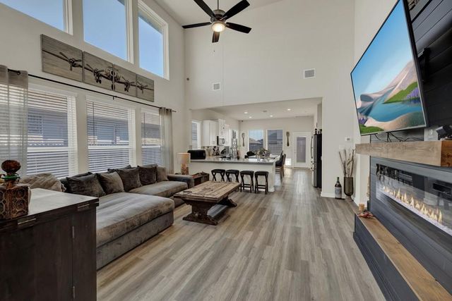 1940 Colonial Ave, New Braunfels, TX 78130