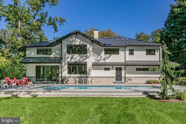 44 ARMOUR RD, Princeton, NJ 08540