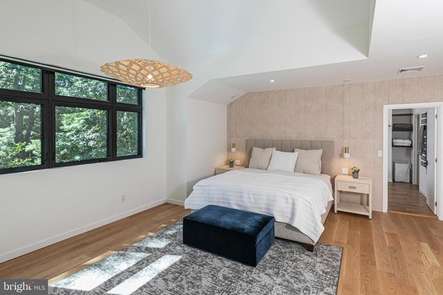 44 ARMOUR RD, Princeton, NJ 08540