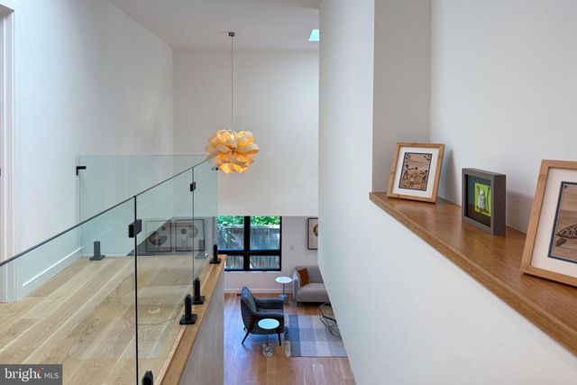 44 ARMOUR RD, Princeton, NJ 08540