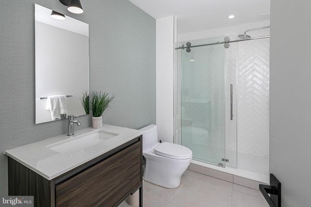 44 ARMOUR RD, Princeton, NJ 08540