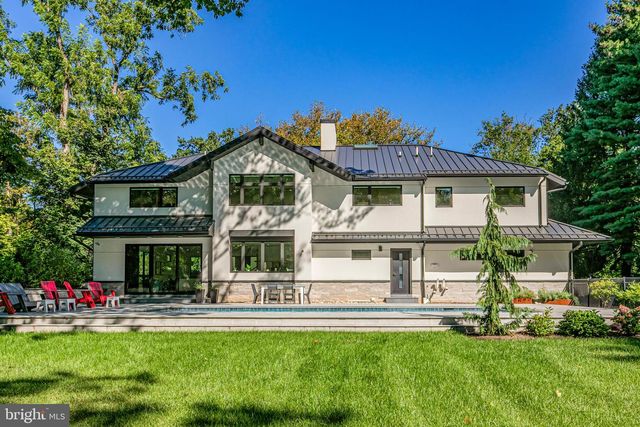 44 ARMOUR RD, Princeton, NJ 08540