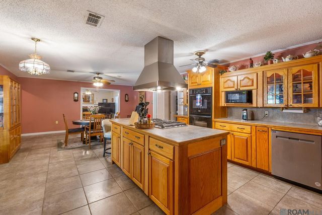 1763 Rosemont Dr, Baton Rouge, LA 70808