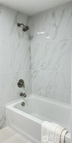 2010 4th Street SE, Auburn, WA 98002