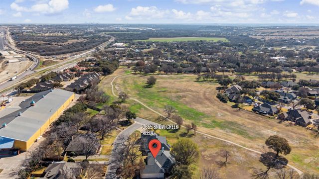 3655 Snow Creek Drive, Fort Worth, TX 76008
