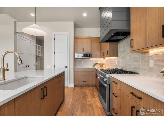 6709 Morning Song Ct, Timnath, CO 80547