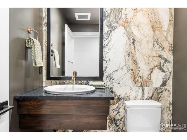 6709 Morning Song Ct, Timnath, CO 80547