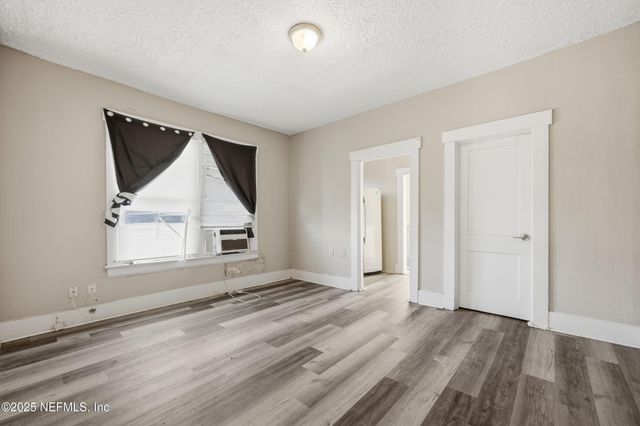 234 E 18TH Street, Jacksonville, FL 32206