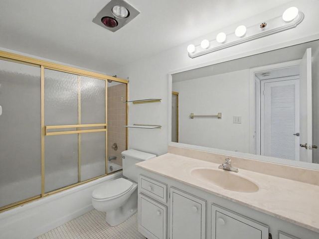 4800 Bayview Drive 606, Fort Lauderdale, FL 33308