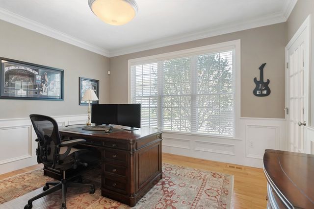 21 Stable Way, Medway, MA 02053