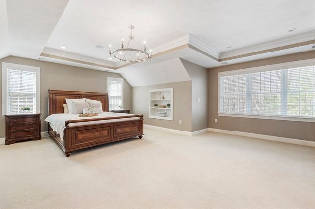 21 Stable Way, Medway, MA 02053