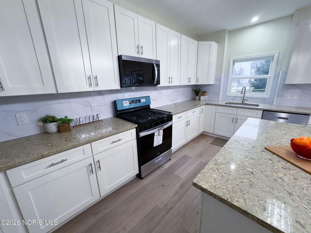 7659 Hickory Grove Road, Sylvania, OH 43560