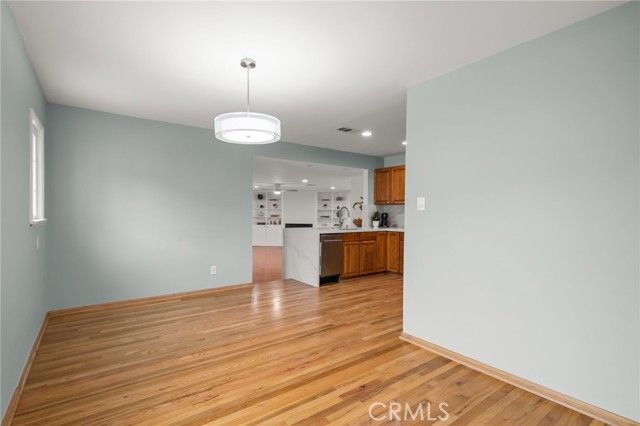 5229 E Walkerton, Long Beach, CA 90808