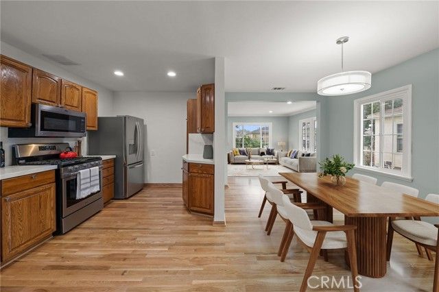 5229 E Walkerton, Long Beach, CA 90808