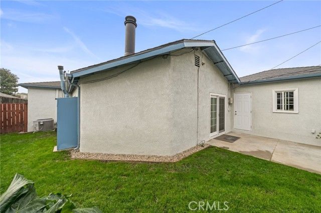 5229 E Walkerton, Long Beach, CA 90808