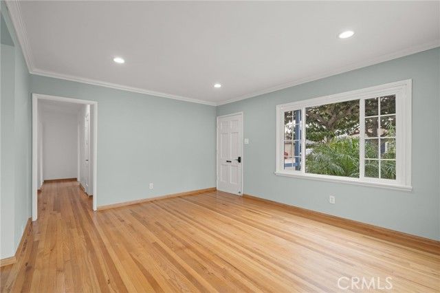 5229 E Walkerton, Long Beach, CA 90808