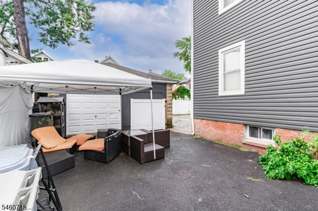 1053 Sanford Ave, Irvington Twp., NJ 07111 — photo 4