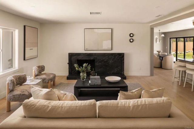 2215 Golden Cir, Newport Beach, CA 92660