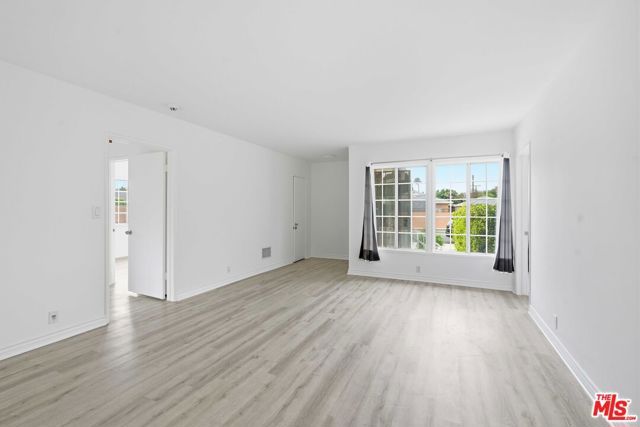 20531 Covello Street, Winnetka (los Angeles), CA 91306