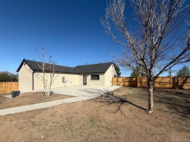 3060 W 55th Place, Denver, CO 80221