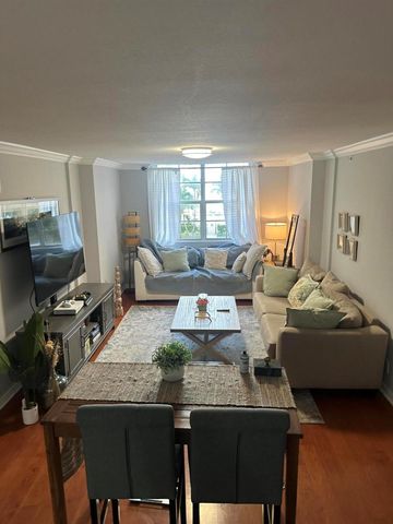1801 N Flagler Drive 219, West Palm Beach, FL 33407