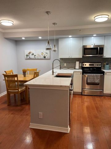 1801 N Flagler Drive 219, West Palm Beach, FL 33407